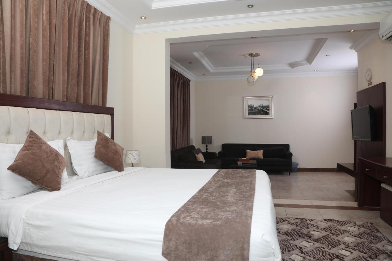 Samaya Suites Riyadh Exterior photo